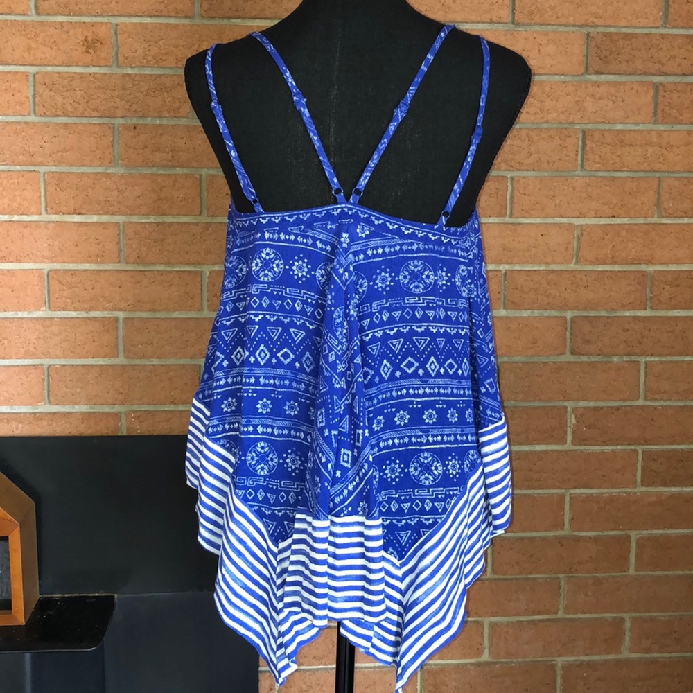 💙ONE THE LAND💙STRAPPY HANDKERCHIEF TOP💙 - Picture 4 of 7